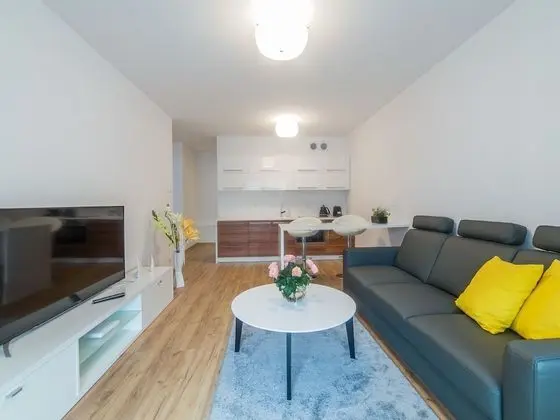 Apart Daire (Solna 11/A/202)