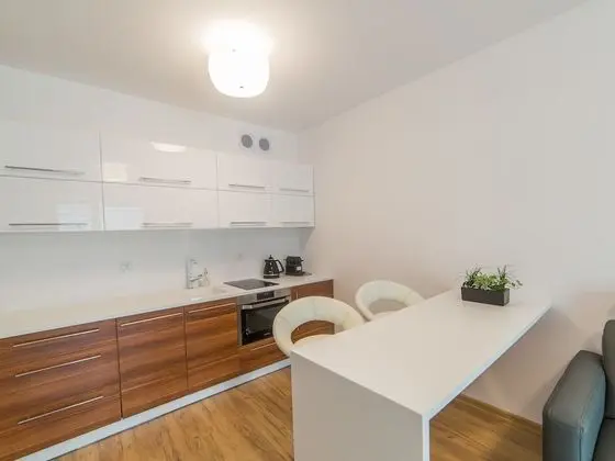 Apart Daire (Solna 11/A/202)