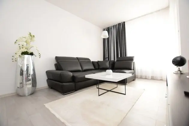 Apart Daire (Solna 11/C/105)