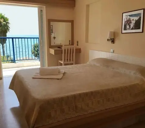 Tek Büyük Yataklı Oda, Balkon, Deniz Manzaralı