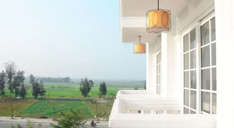 Deluxe Triple Room, 1 Bedroom, Balcony, City View