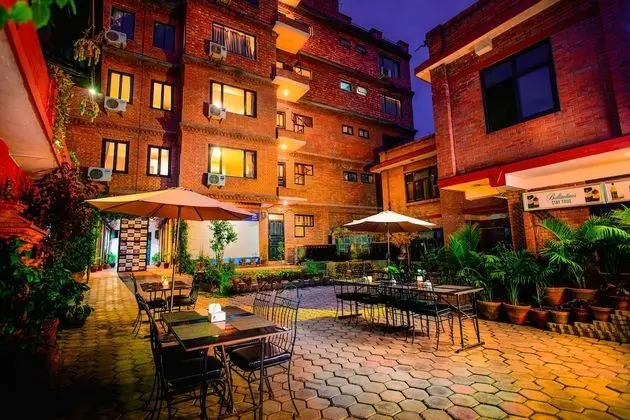 Deluxe Tek Büyük veya İki Ayrı Yataklı Oda, Sigara İçilebilir, Şehir Manzaralı