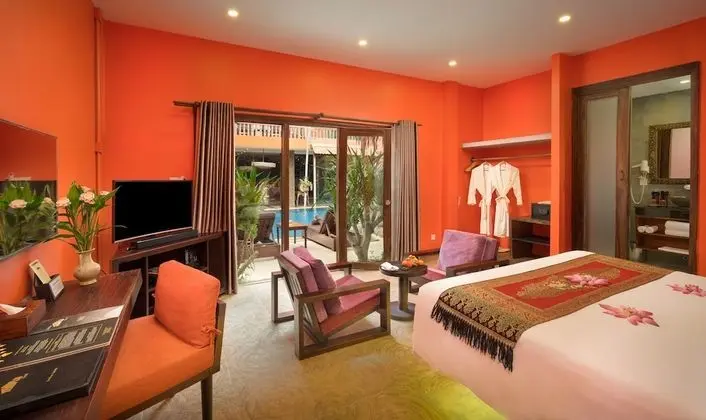 Premier Suite Pool Access