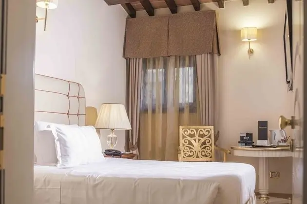 Basic Tek Kişilik Oda