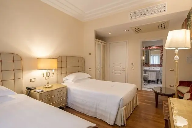 Classic Oda, 1 Çift Kişilik veya 2 Tek Kişilik Yatak