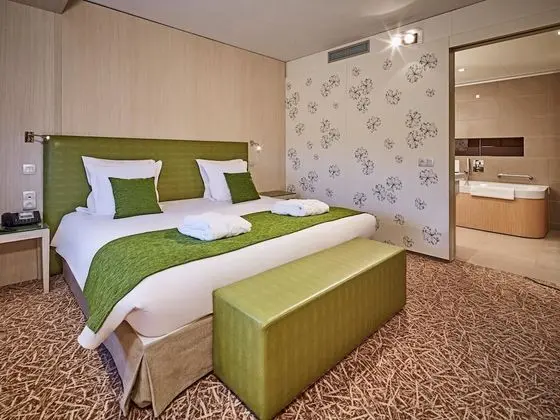 Executive Oda, 1 Büyük (Queen) Boy Yatak, Küvet