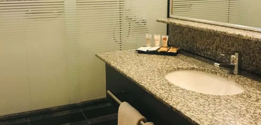Deluxe Oda, 3 Tek Kişilik Yatak