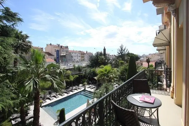 Chambre Balcony