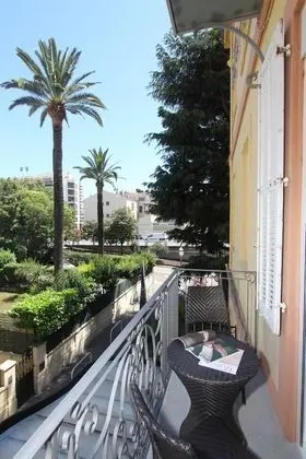 Chambre Balcony