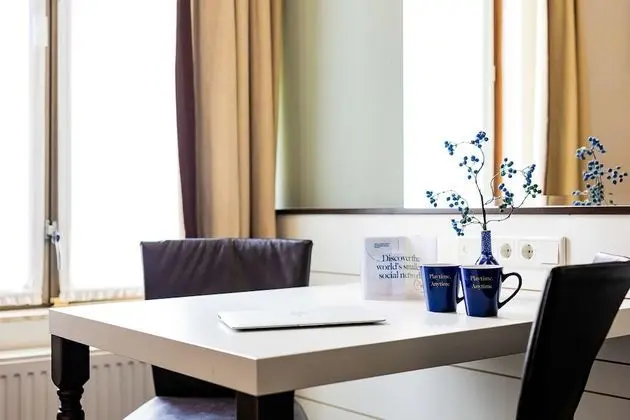 Standard Oda, 1 Büyük (Queen) Boy Yatak (Extra Small)