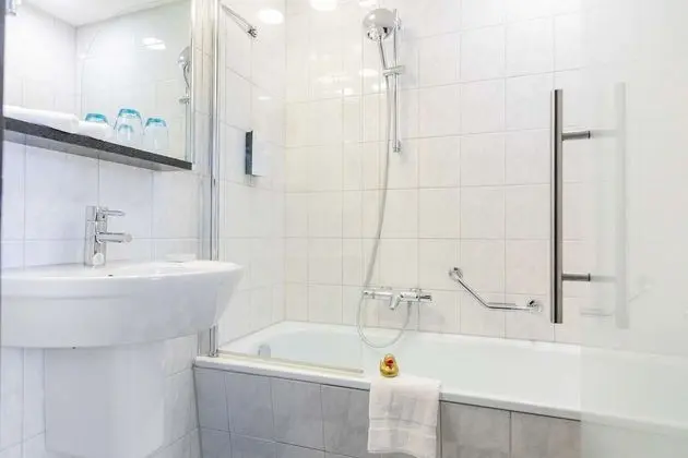 Standard Oda, 1 Büyük (Queen) Boy Yatak (Extra Small)