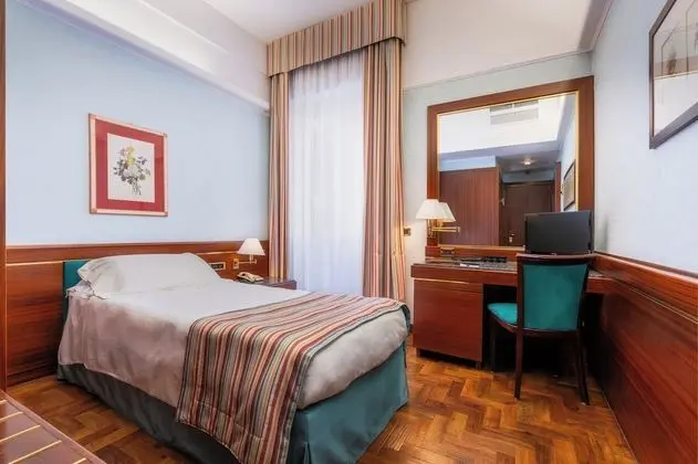 Business Tek Kişilik Oda