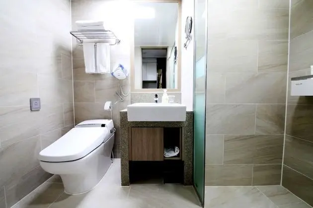 Superior Oda, 1 Büyük (Queen) Boy Yatak