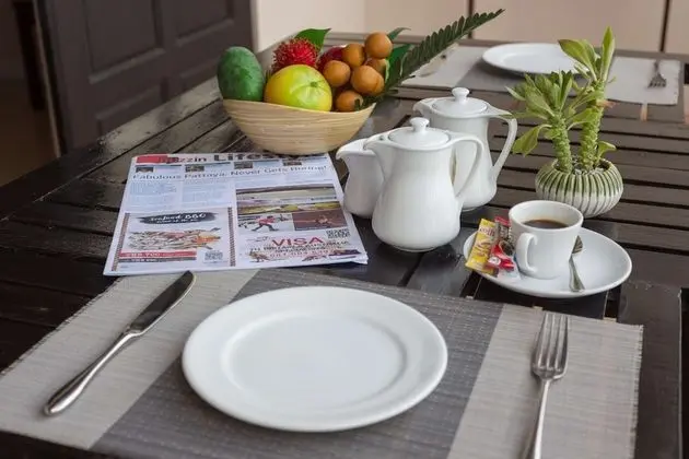 Deluxe Oda, Birden Çok Yatak, Balkon