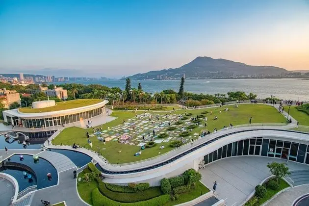 Classic Üç Kişilik Oda, Nehir Manzaralı