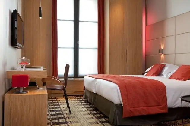 Deluxe Tek Büyük veya İki Ayrı Yataklı Oda