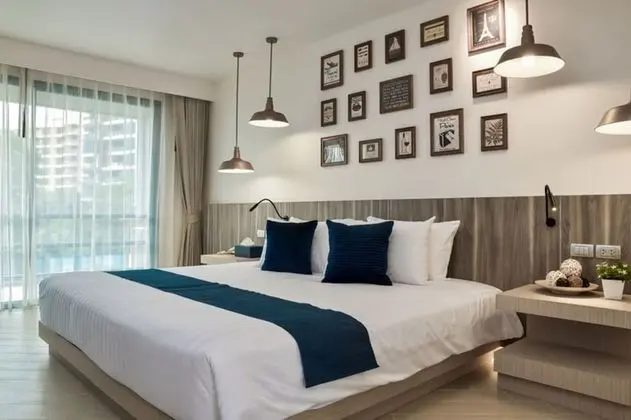 Deluxe Oda, 1 En Büyük (King) Boy Yatak, Balkon