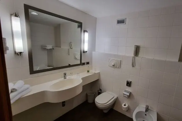 Standard Oda, 2 Çift Kişilik Yatak