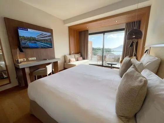 Deluxe Oda, 1 En Büyük (King) Boy Yatak, Balkon, Deniz Manzaralı