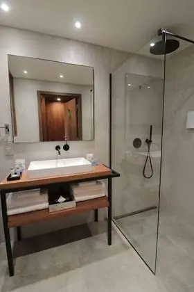 Deluxe Oda, Birden Çok Yatak, Balkon, Deniz Manzaralı