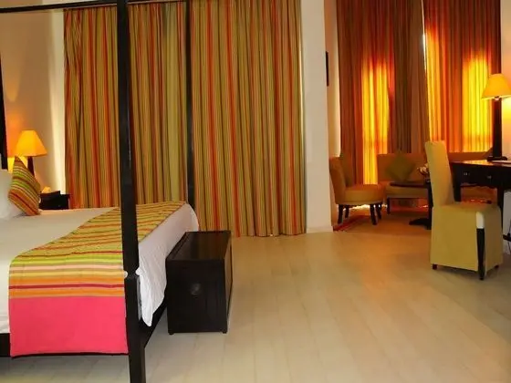 Junior Süit, 1 En Büyük (King) Boy Yatak, Balkon, Deniz Manzaralı
