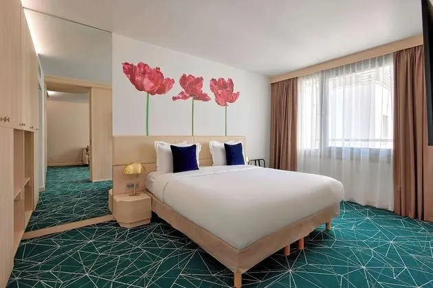 Junior Süit, 1 En Büyük (King) Boy Yatak