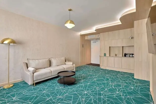 Junior Süit, 1 En Büyük (King) Boy Yatak