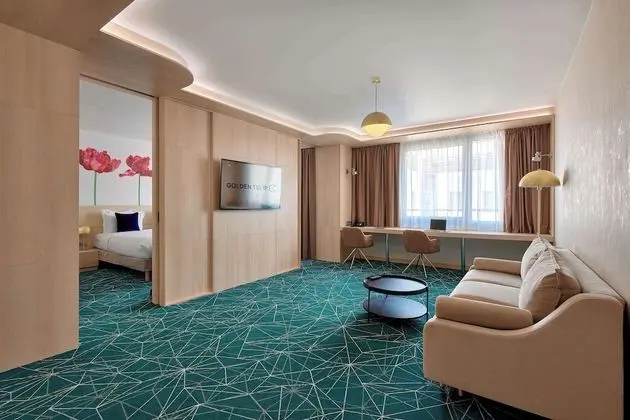 Junior Süit, 1 En Büyük (King) Boy Yatak