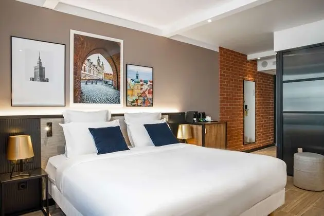 Superior Oda, 1 Büyük (Queen) Boy Yatak