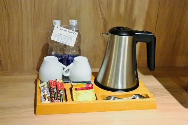 Deluxe Oda, 1 En Büyük (King) Boy Yatak (Runway View)