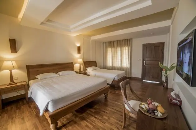 Deluxe Üç Kişilik Oda