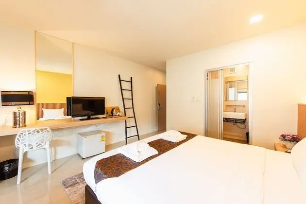 Deluxe Room (Non-smoking)