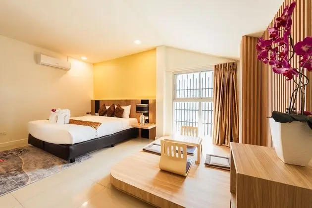 Golden Room (Non-smoking)