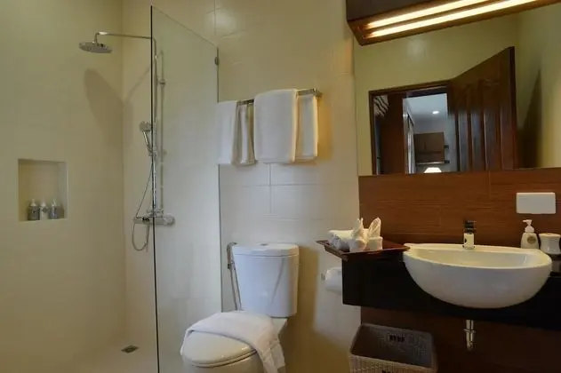 Two-Bedroom Deluxe Suite