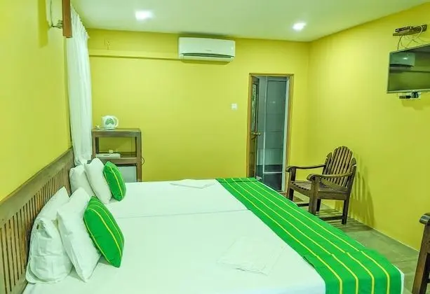 Luxury Tek Büyük Yataklı Oda, Bahçe Manzaralı