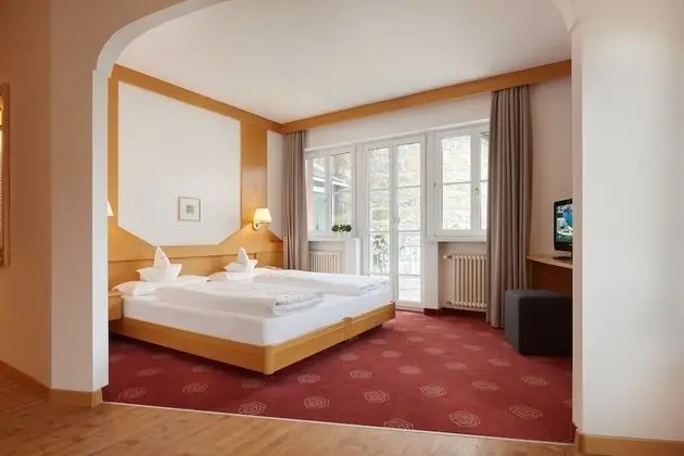 Superior Tek Büyük veya İki Ayrı Yataklı Oda