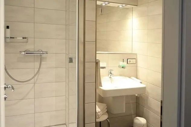 Standard Tek Büyük Yataklı Oda, Şehir Manzaralı