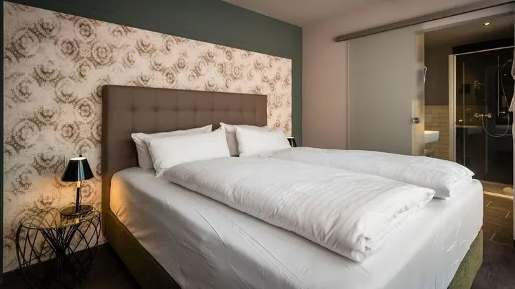 Comfort Büyük Yataklı Tek Kişilik Oda