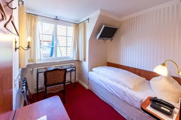 Economy Tek Kişilik Oda, 1 Tek Kişilik Yatak, Avlu Manzaralı (Guest House Plönlein)