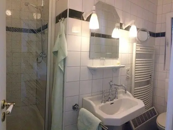 Tek Büyük Yataklı Oda, Özel Banyo