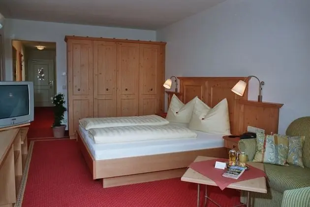 Standard Üç Kişilik Oda, Dağ Manzaralı