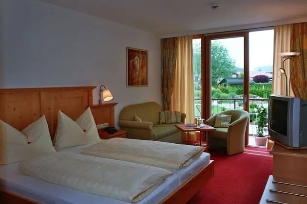 Standard Üç Kişilik Oda, Dağ Manzaralı