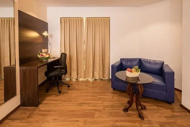 Club Tek Büyük veya İki Ayrı Yataklı Oda, Şehir Manzaralı