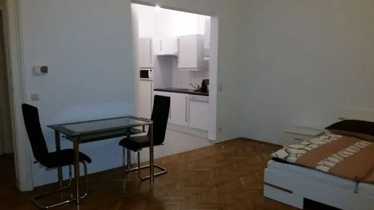 Business Apart Daire, 1 Yatak Odası, Mutfak, Avlu Manzaralı (excluded 35 EUR Cleaning Fee per stay)