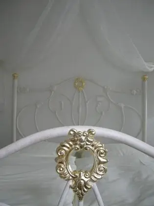 Double Room Gold