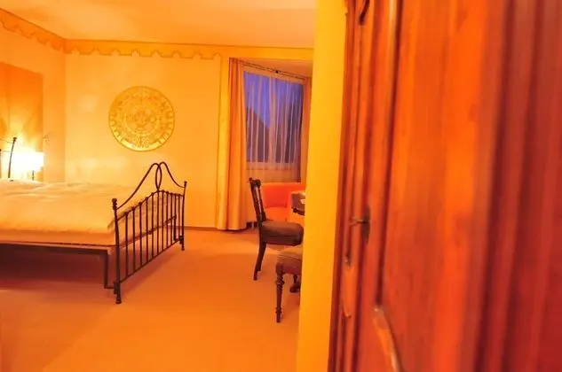 Double Room Gold