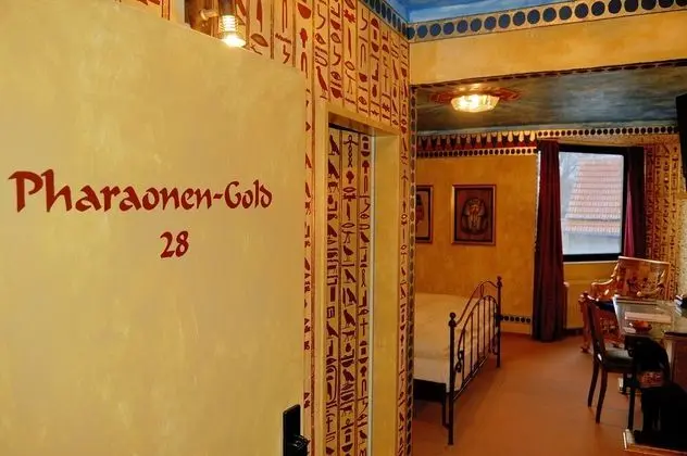 Double Room Gold