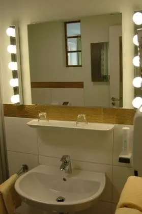 Double Room Gold