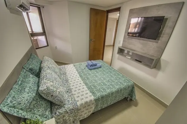 Suíte estúdio conforto, 1 quarto, Varanda coberta, VIsta para a piscina UH-323