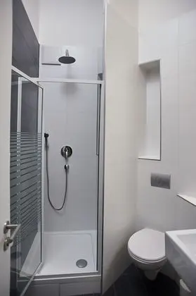 Stüdyo, Sigara İçilmez